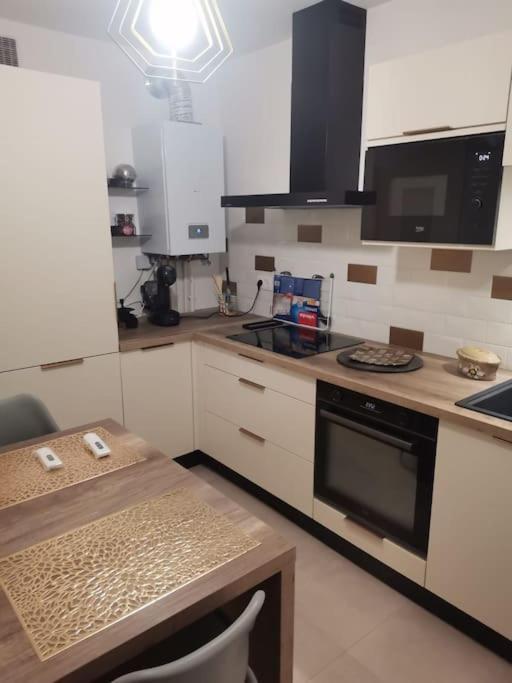 Superbe Appartement Neuf Et Moderne. Pau Kültér fotó